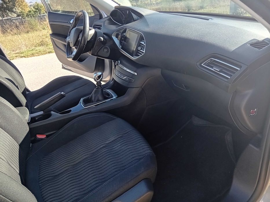 Peugeot 308 SW tecto panorâmico