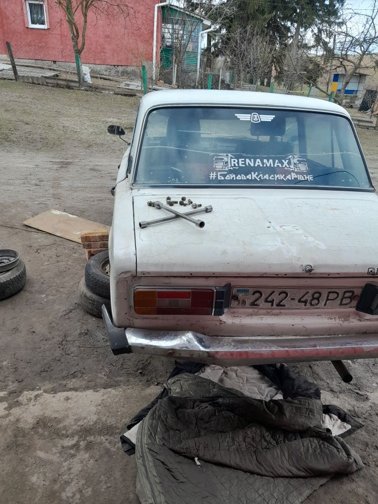 Розборка ваз з 01 до 07 є всі запчастини