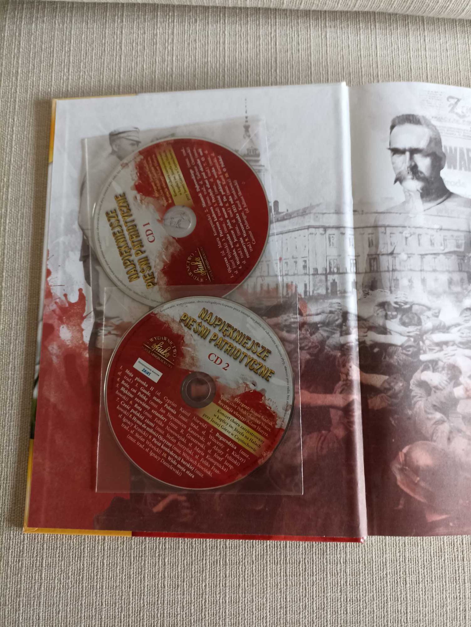 Księga patriotyczna - pieśni z nutami, poezje, historia + 2 CD