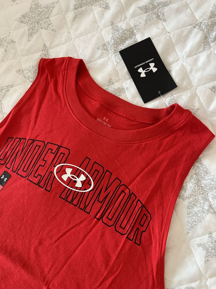 Женская красная майка Under Armour. Оригинал.