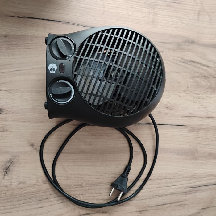 Grzejnik elektryczny z nawiewem 2000 W