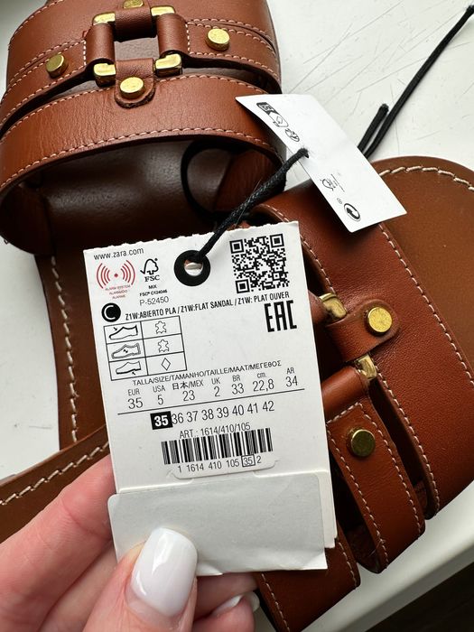 Сланці / шльопанці / сандалі / босоніжки від Zara зара