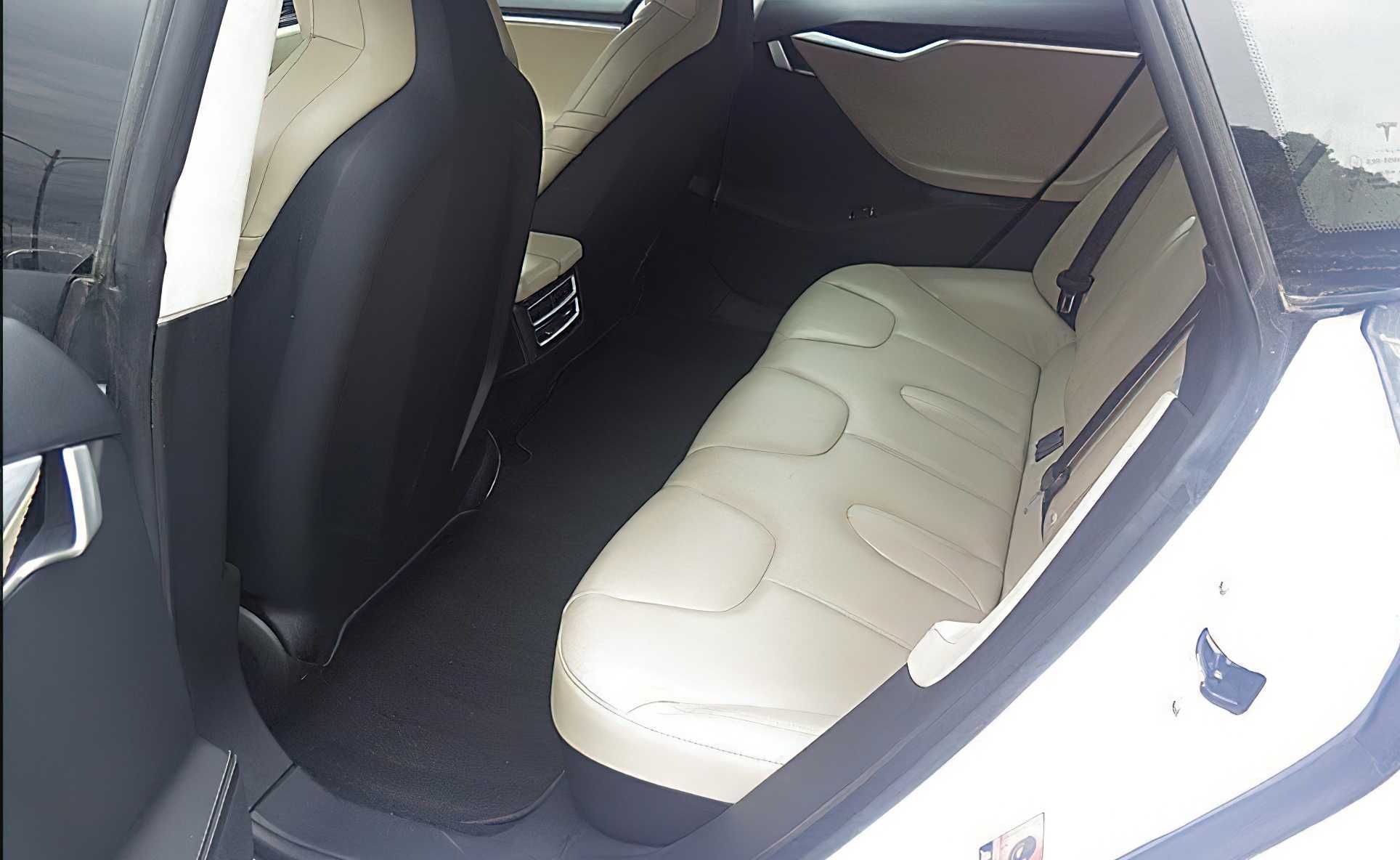Tesla Model S P85D 2015