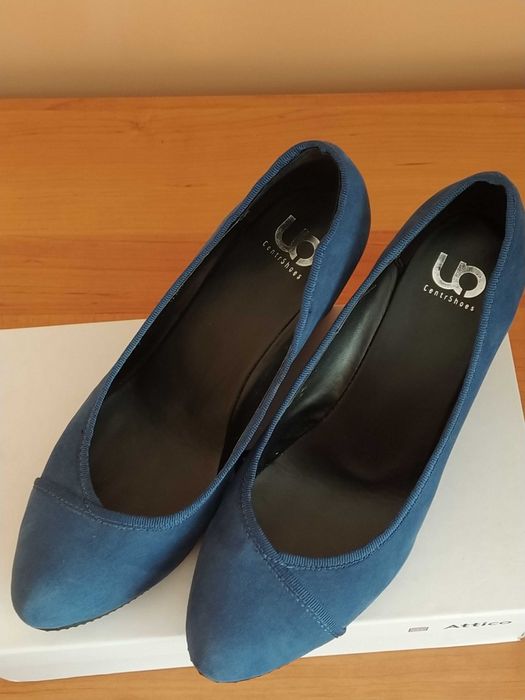 Замшеві жіночі туфлі