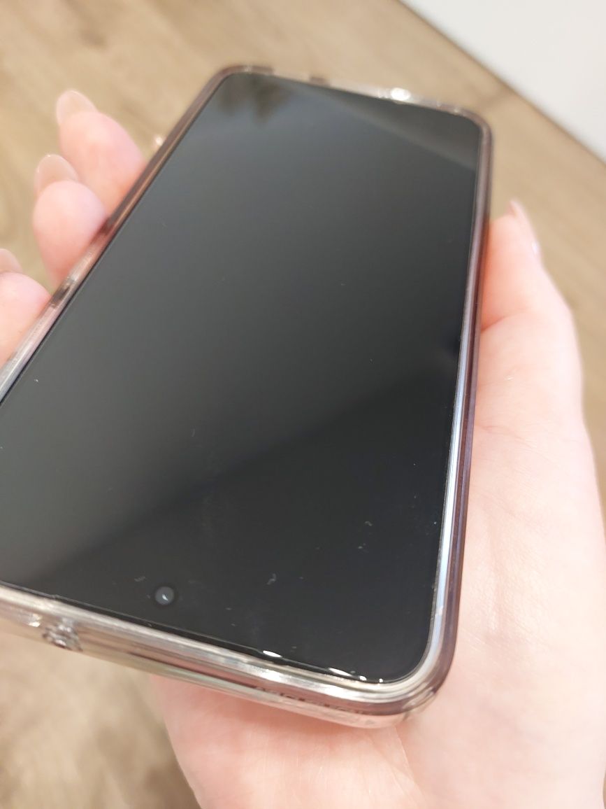 Jak nowy! Samsung Galaxy S23 256GB gwarancja etui Spigen