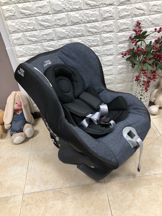 Автокрісло Britax Romer First Class Plus Група 0+/1 (0-18кг)