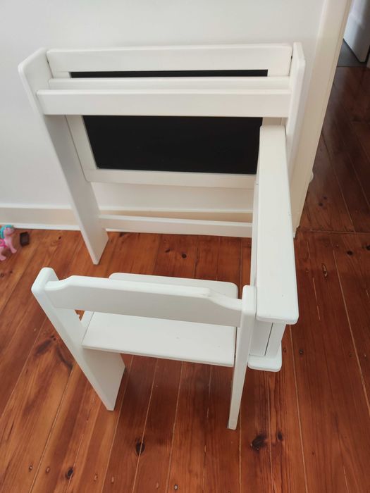 Secretária de criança dobrável