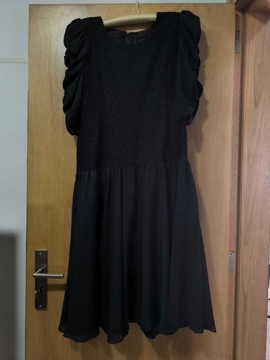 Vestido de cerimónia impecável