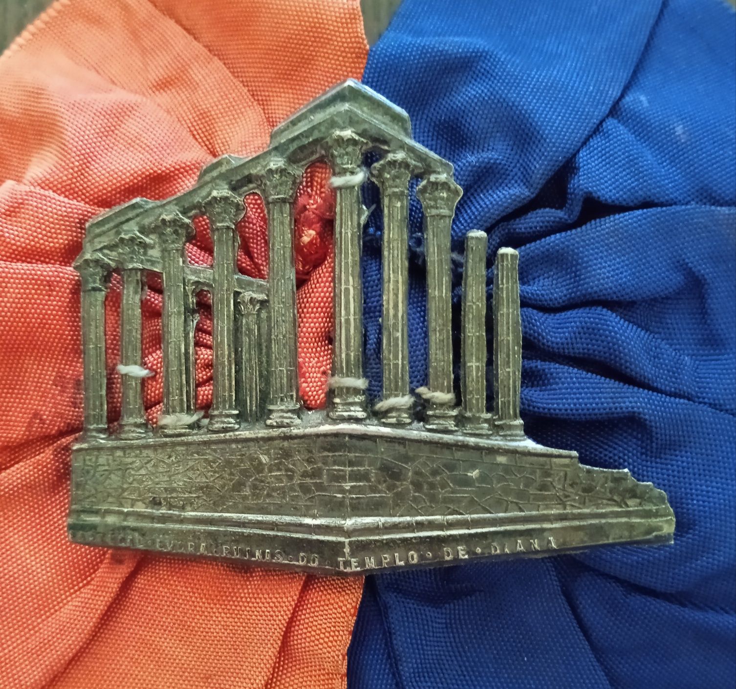 Templo romano de Évora em prata