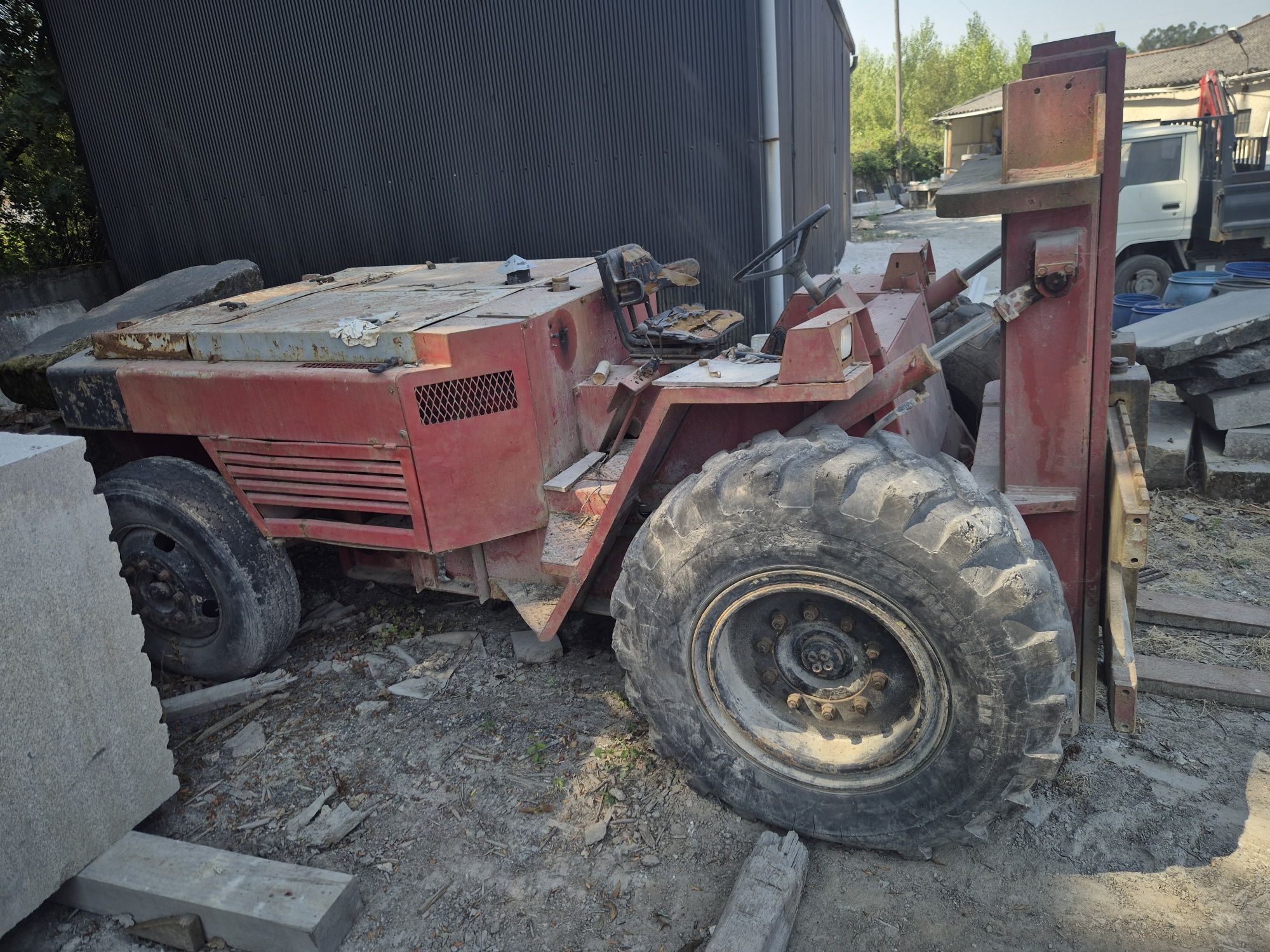 Empilhador Manitou 15000kg