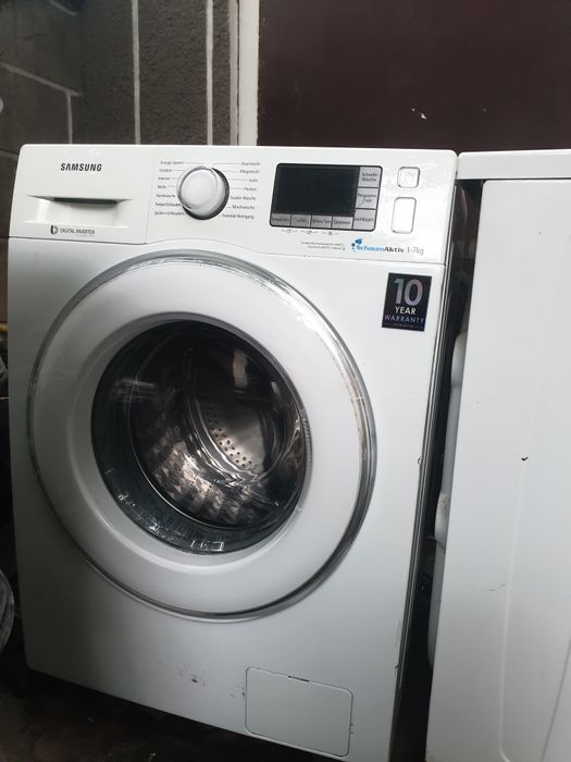 Стиральная машинка на 8 кг