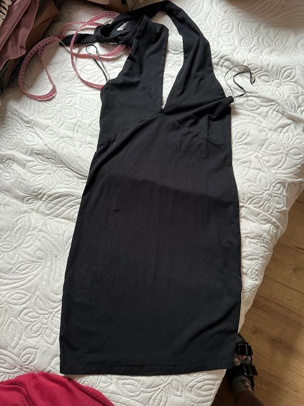 Letnia mała czarna 36