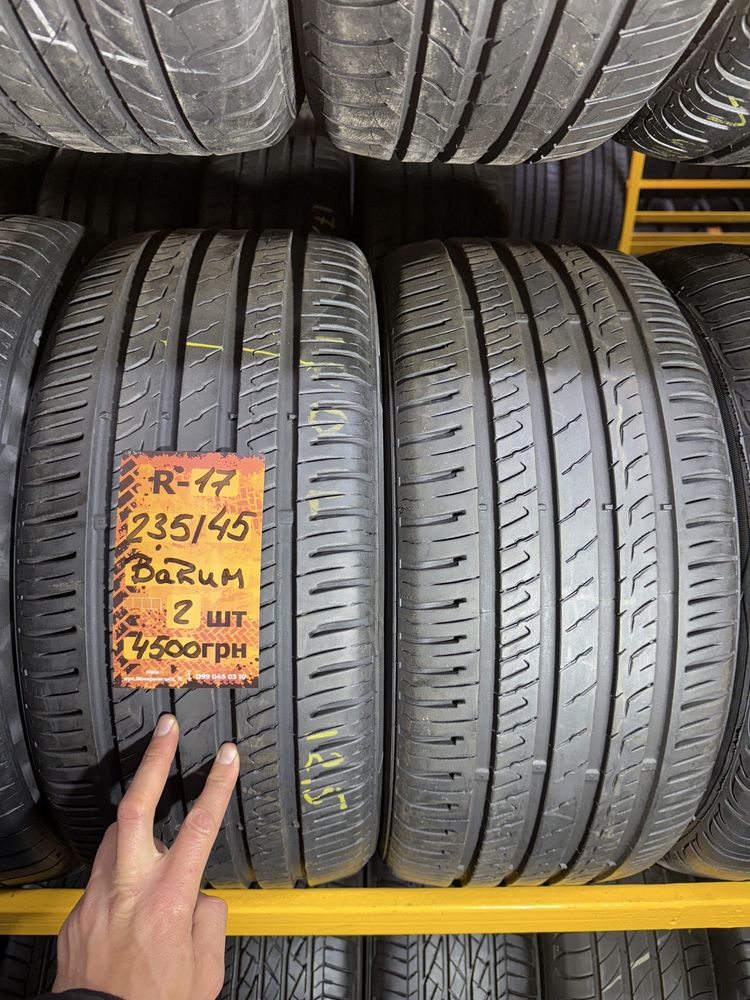 235/45 r17 Barum 2шт