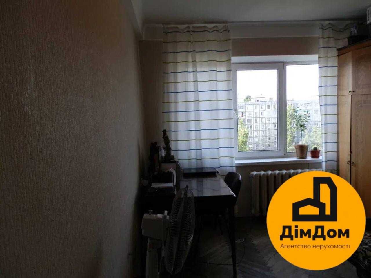 Продаж 3к квартири вулиця Братиславська 4