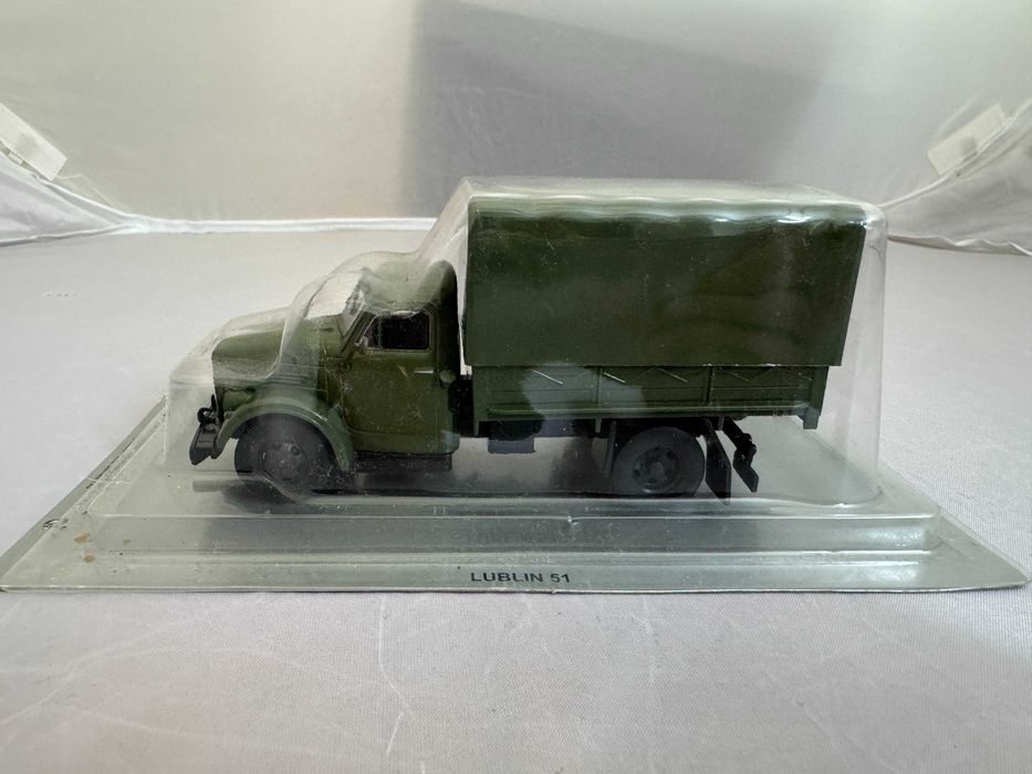 Lublin 51 KULTOWE ciężarówki PRL 1:43