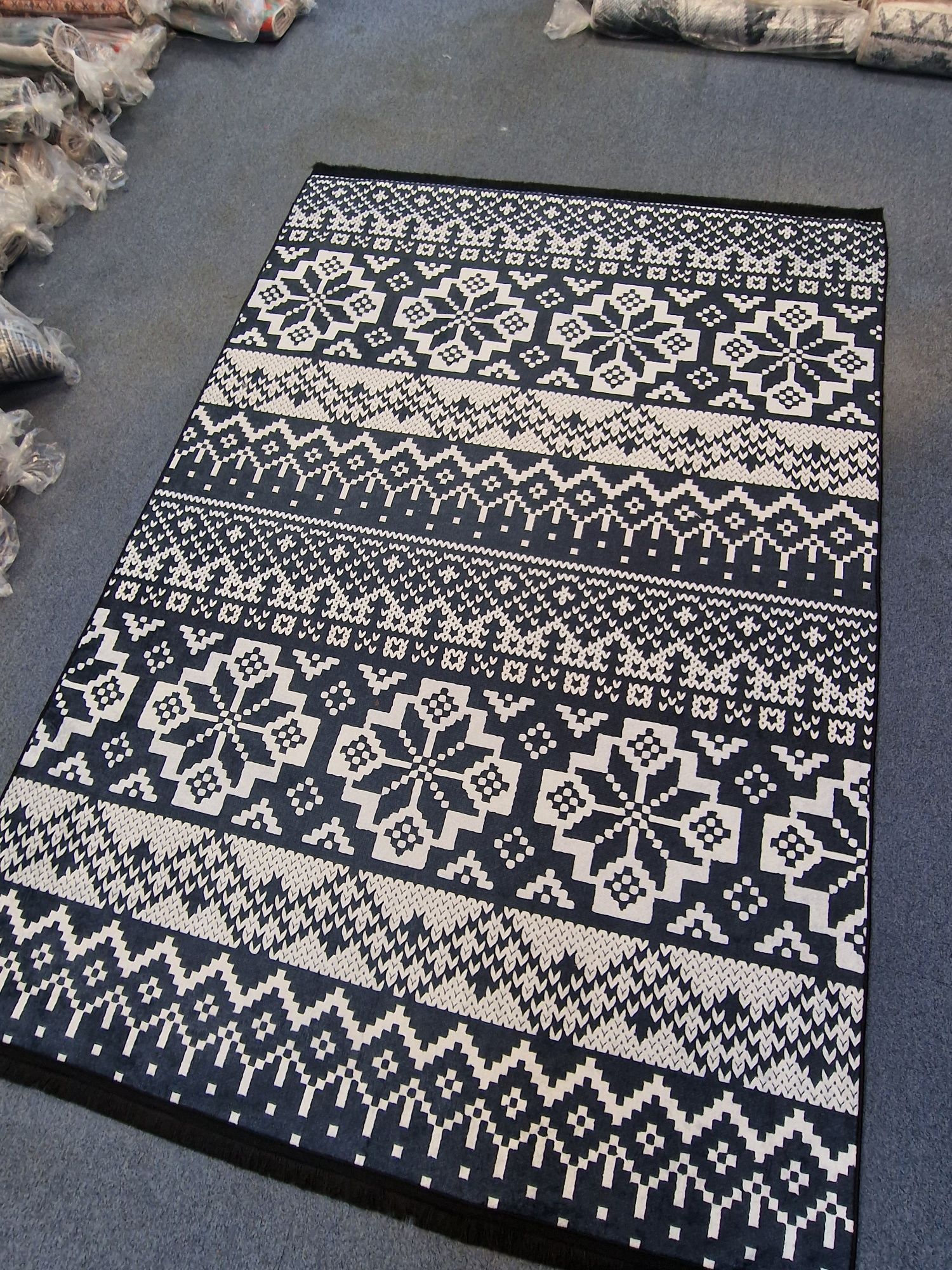 Nowe dywany tureckie nowoczesne 160x230