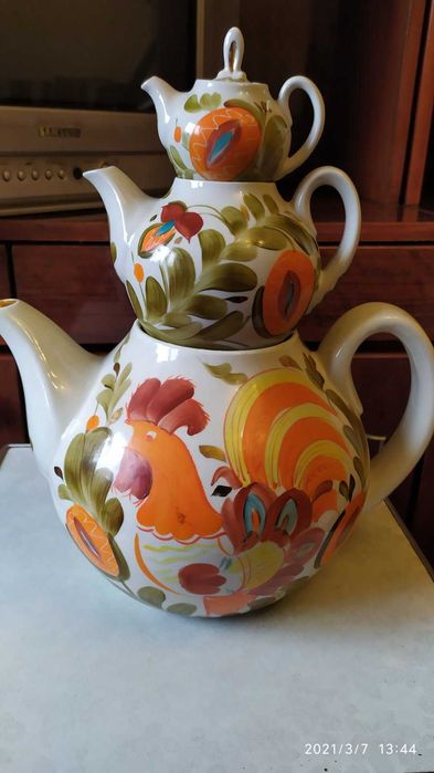 Продам набор чайников