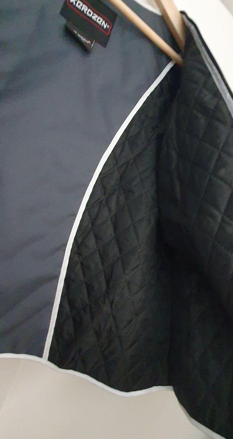 Casaco mota senhora Kerozen
tamanho 4XL
Marca Kerozen
Nuevo

Para mais