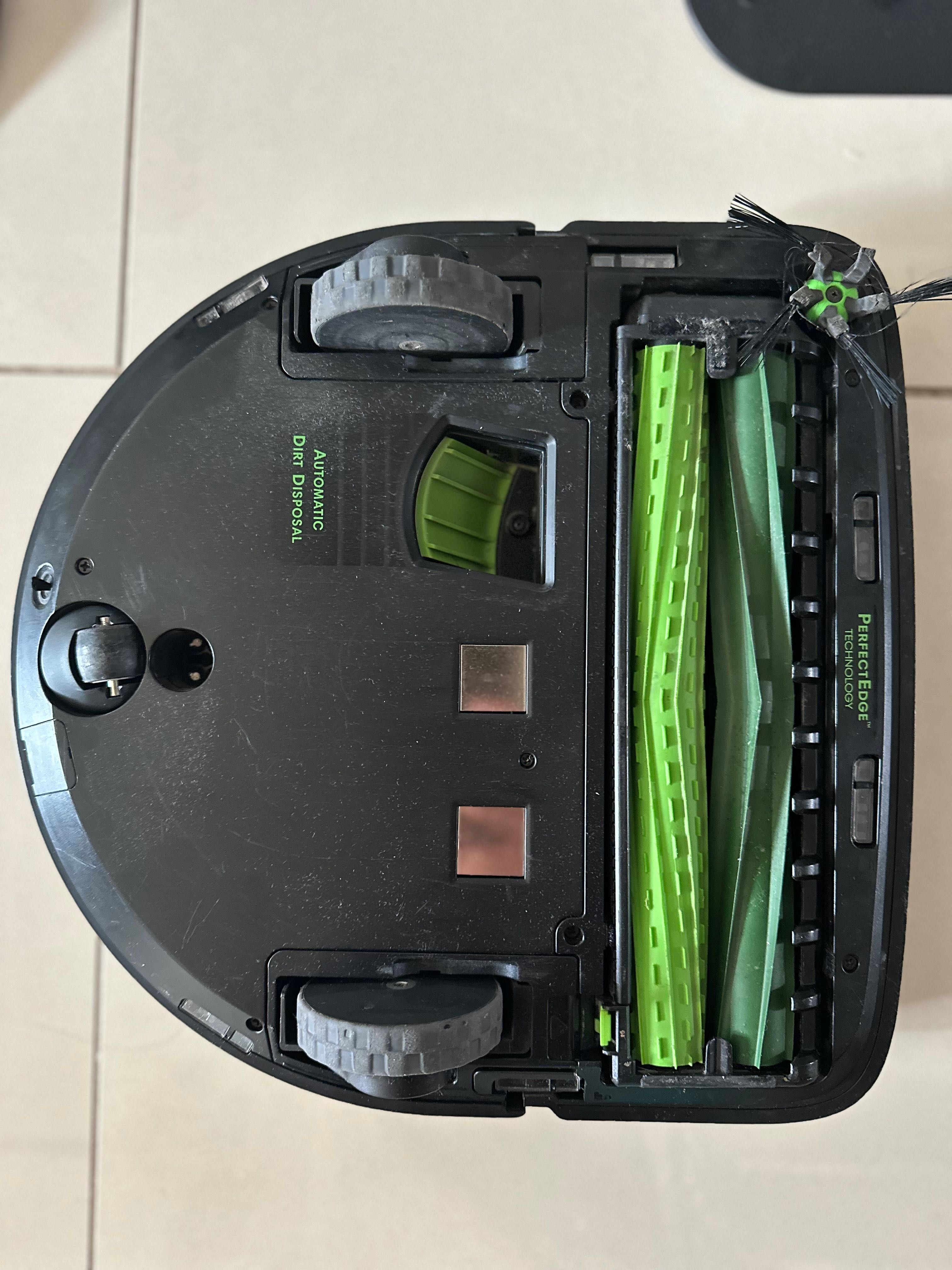 I robot roomba  s9 ze stacją clean base