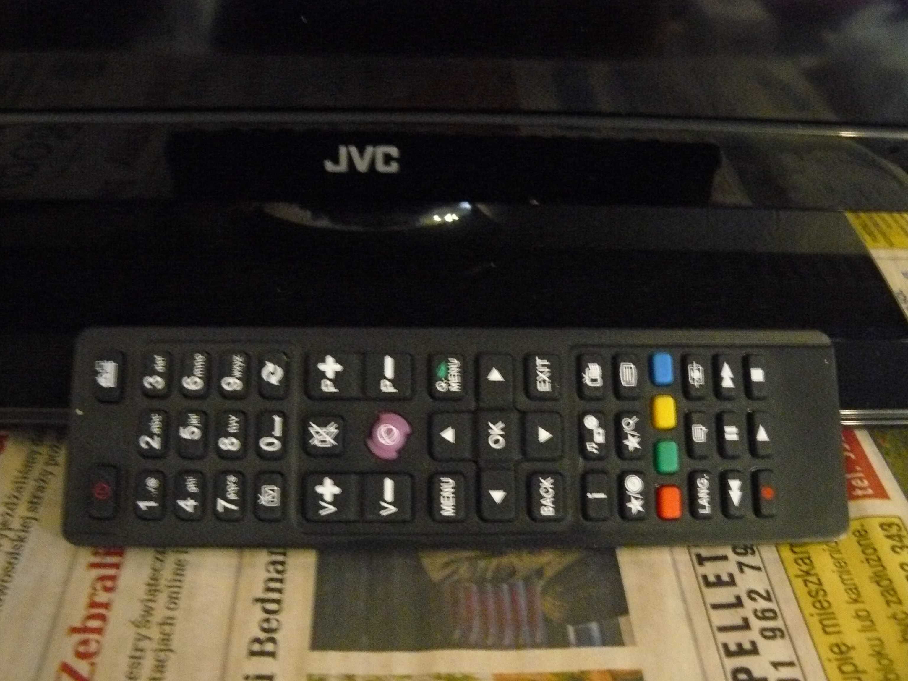 Telewizor JVC 24 cale z pilotem nowy system Hevc 2 i Tv satelitarna
