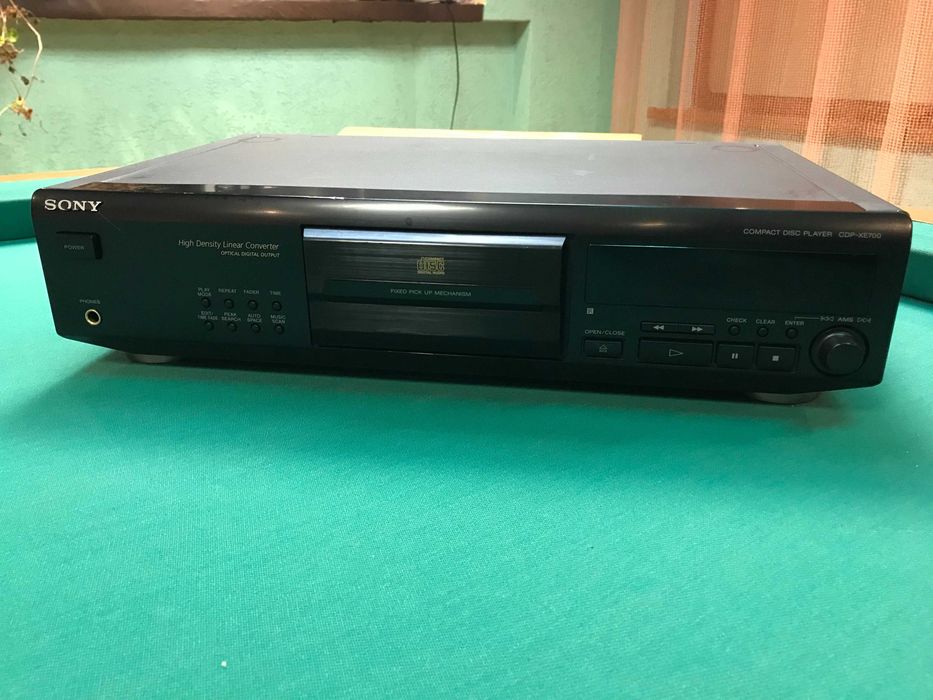 Sony CDP XE700 TC-204SD