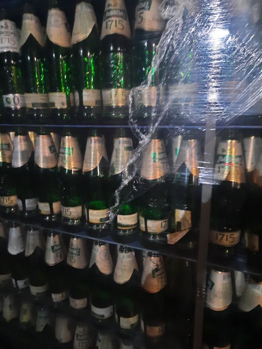 Купляємо пляшку пивну. Приймаємо склотару.