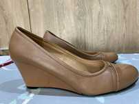 Buty damskie na koturnie r. 41 (25,8)