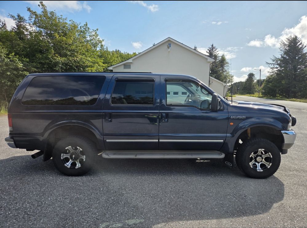 Ford Excursion 7.3 Diesel , 8 osób