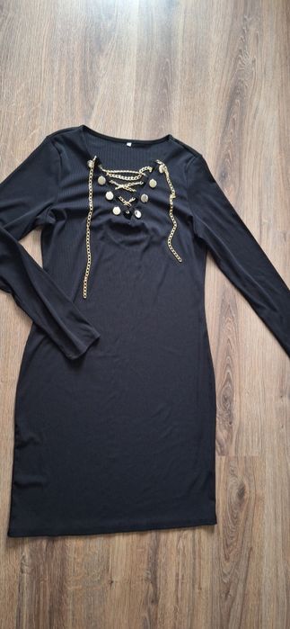 Sukienka czarną XL