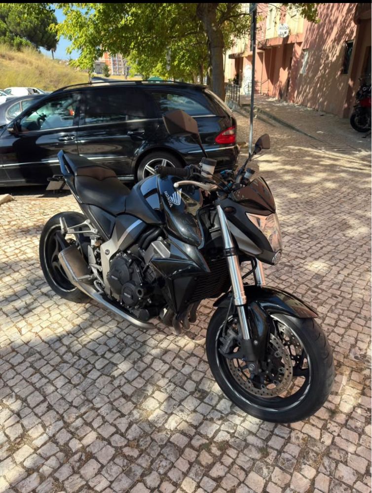 Honda cb 1000r 2008