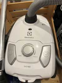 Odkurzacz ELECTROLUX EasyGo EEG41IW + worki + filtry + zapach