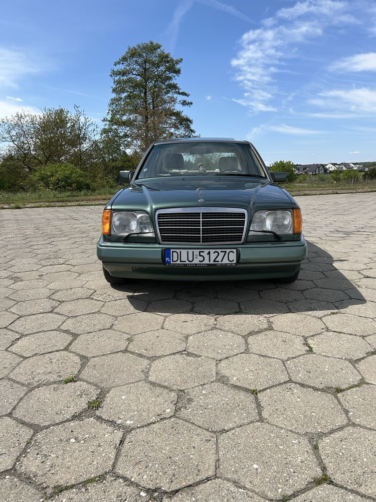 Mercedes w124 E220 stan bdb