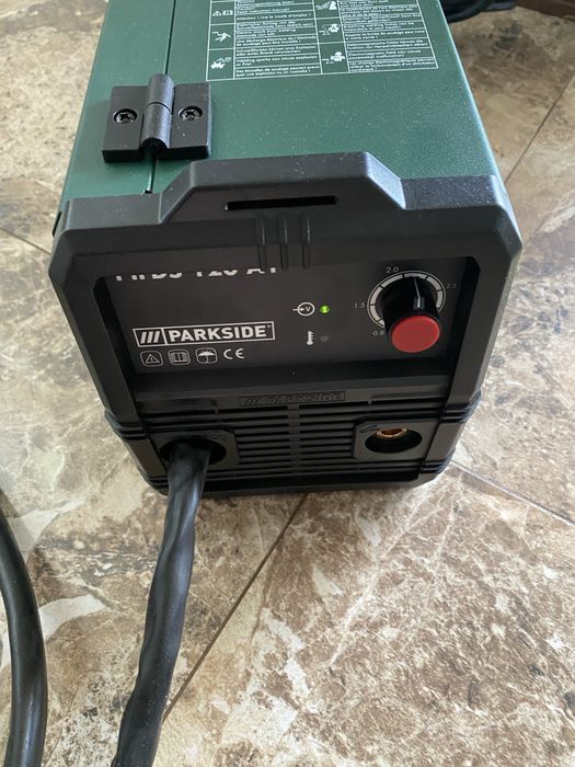 Інверторний зварювальний апарат PIFDS 120 A1