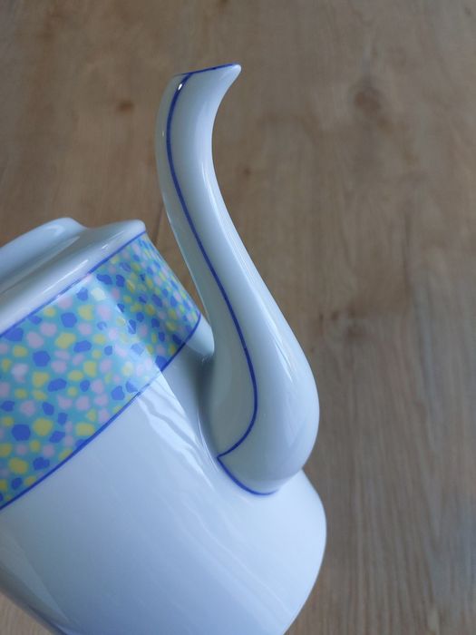 Bule em porcelana de Limoges. Novo