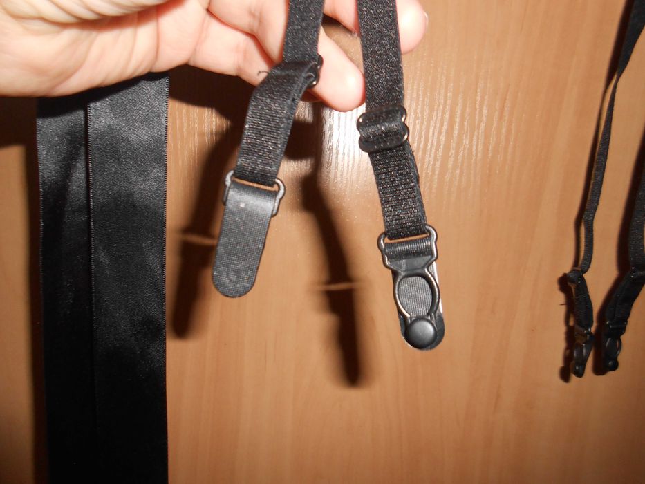 чорний пояс для панчох 48 розмір