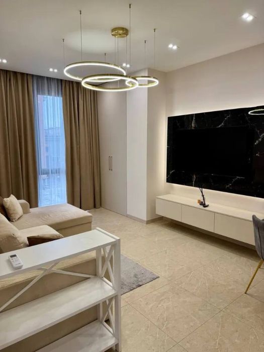 Новый! Продам 2-к квартиру в ЖК Женева с дизайнерским ремонтом, Центр