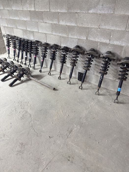 Амортизатори передні ПАРА Ауді а4 б6, а6 с5, а6 с6, а5 8т