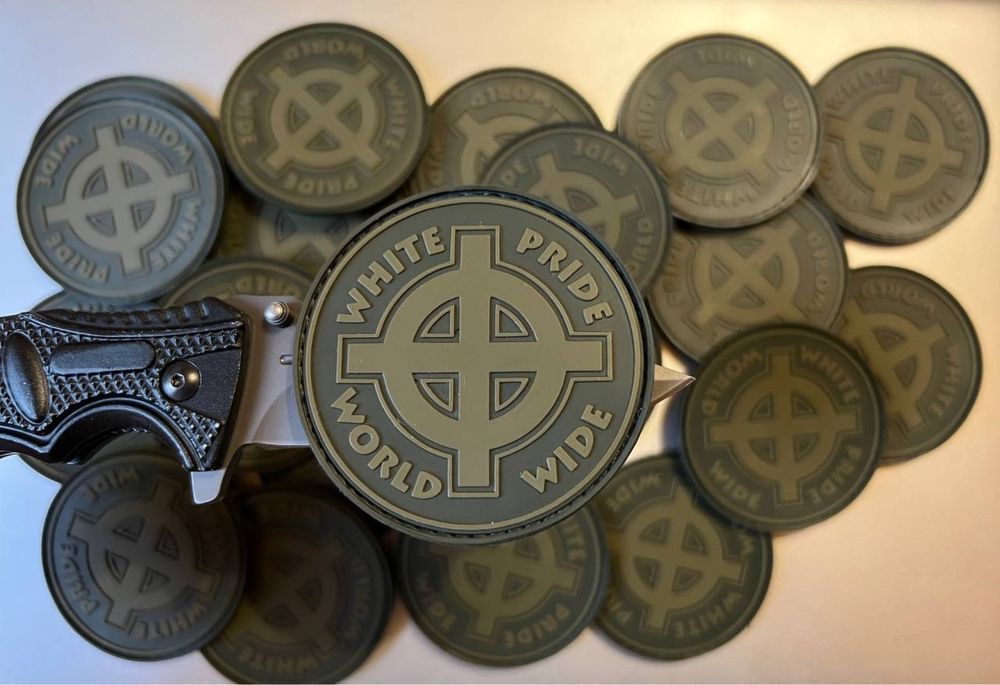 ПВХ шеврон патч White Pride