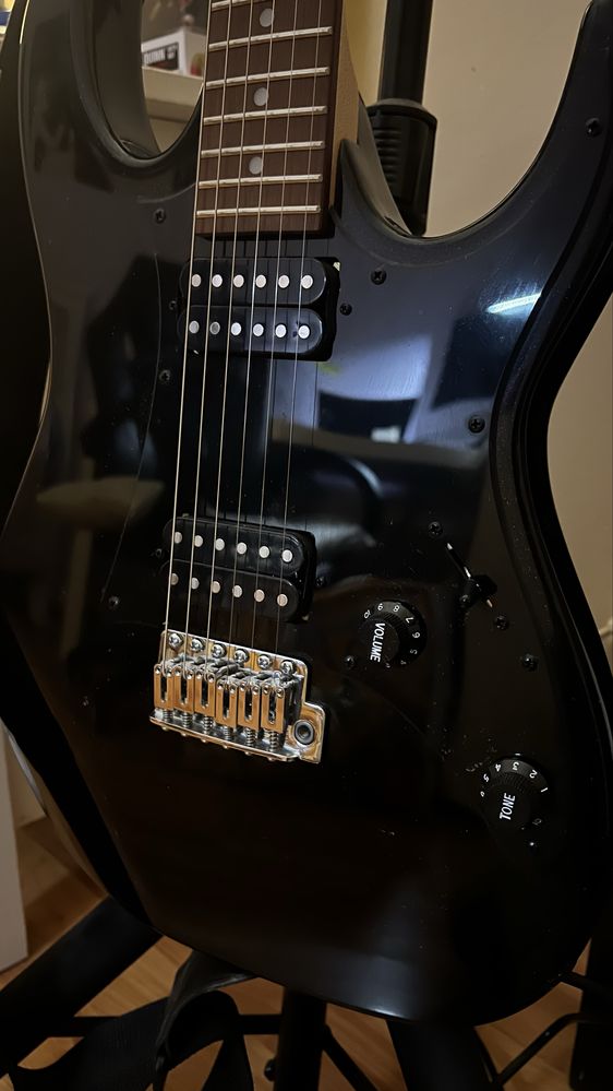 Guitarra Ibanez + Acessórios