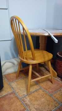 Zestaw- stół i 4 krzesła