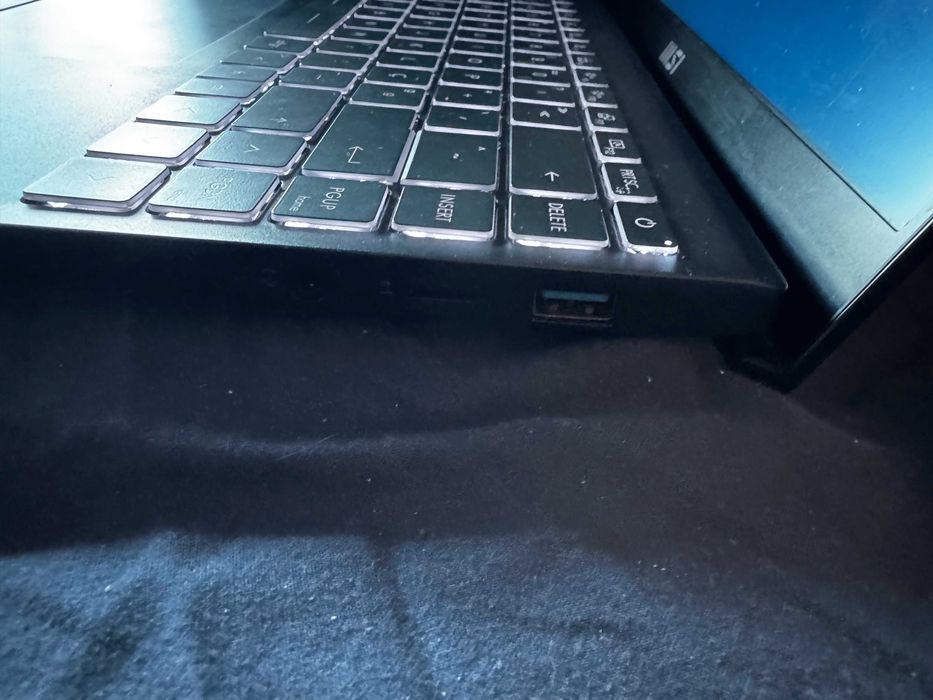 Portatil MSI Prestige 14 A12UC-066PT i7 32GB SSD 1TB RTX 3050