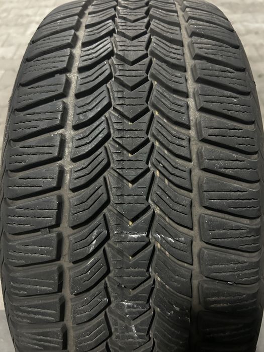 Sprzedam opony  zimowe 224/45R17 Stan BDobry