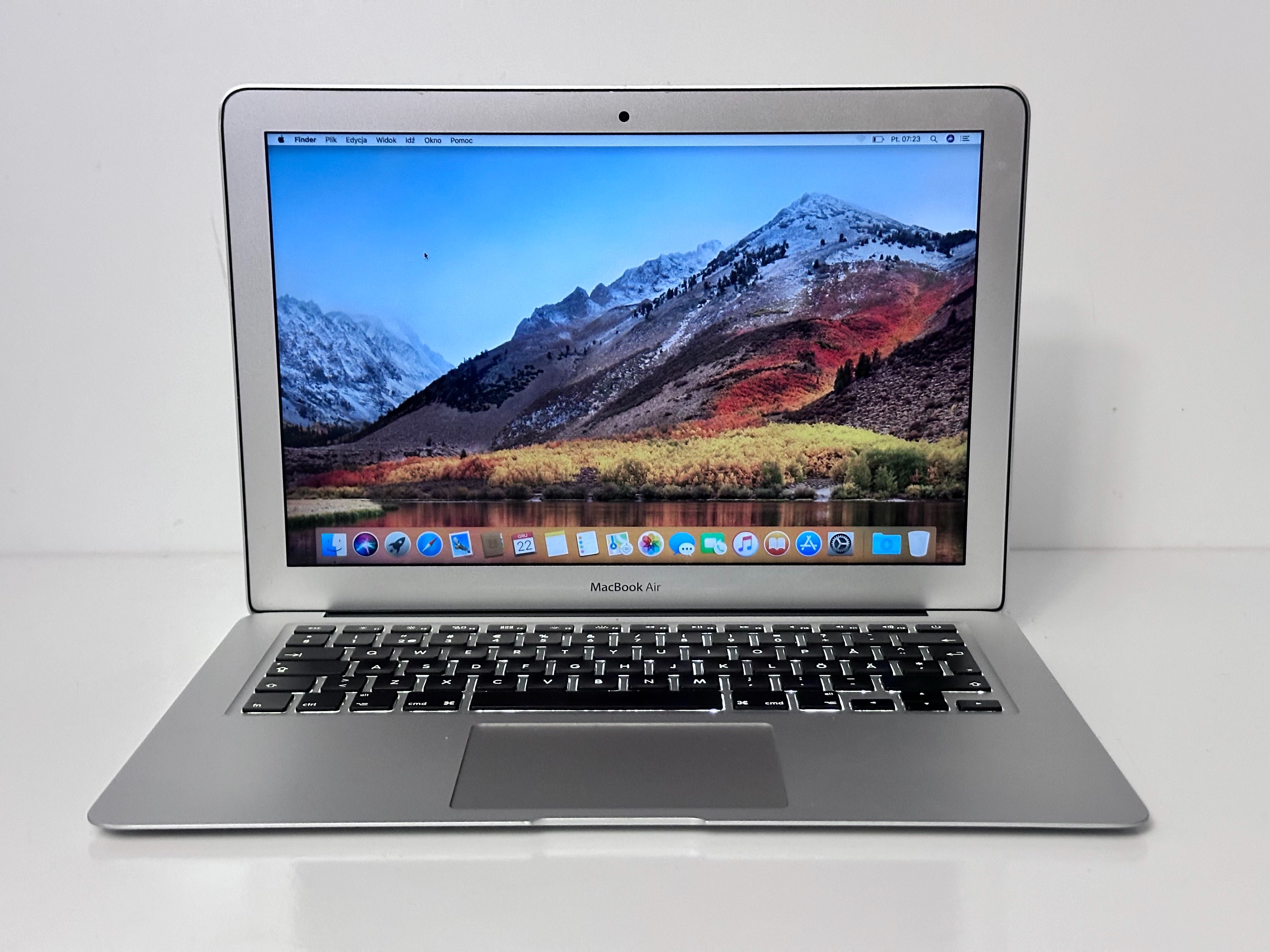 Apple MacBook Air 13 2014 i5 4GB RAM 128GB SSD Silver