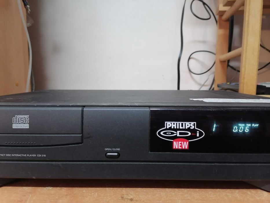 Philips CDI 210 odtwarzacz  CD player konsola