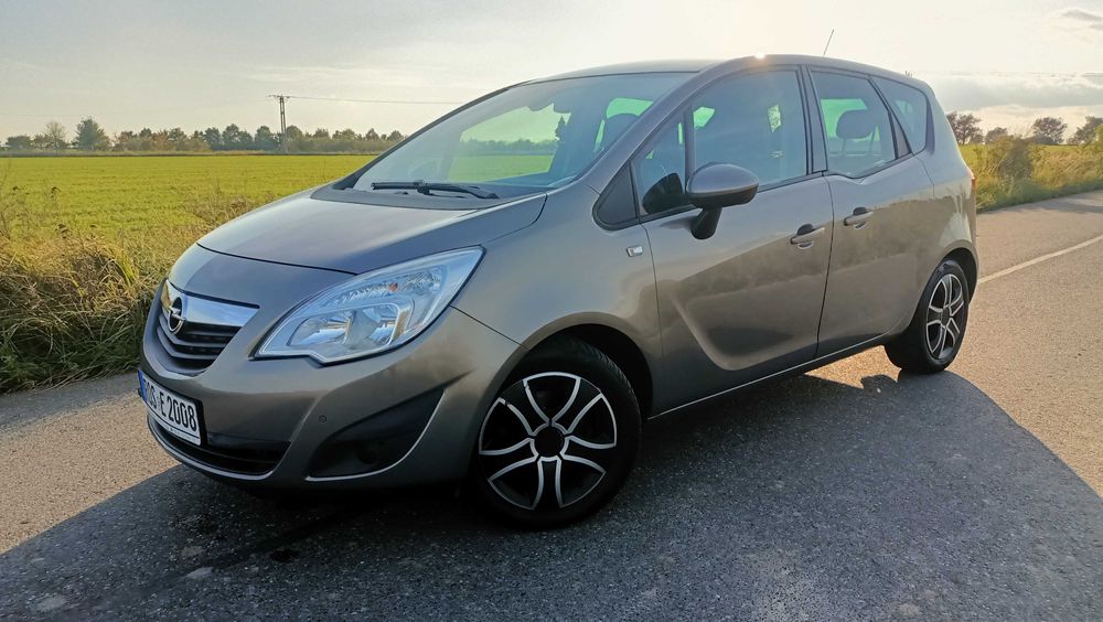 Meriva 1.4benz 101KM Klima Elektryka Tempomat PDCx2 Hak Bezwypadek