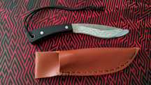 Małe stalowe kukri z etui bd. ostre