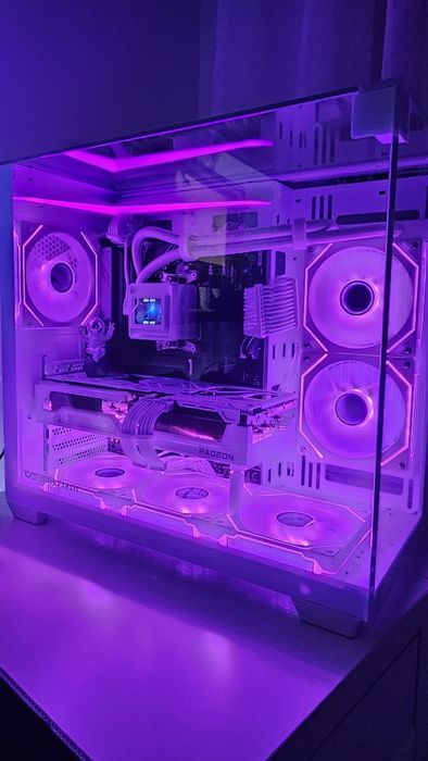 Bialy Komputer Gamingowy/AM5 7500F/RX 9070 16 GB/32 Gb DDR5/1 Tb SSD/