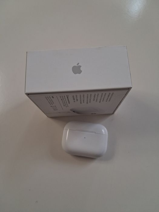 Airpods Pro Apple 2 com garantia e seguro comprado a 16/08/2025