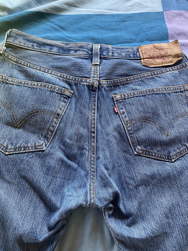 Levis 501 w34 L32