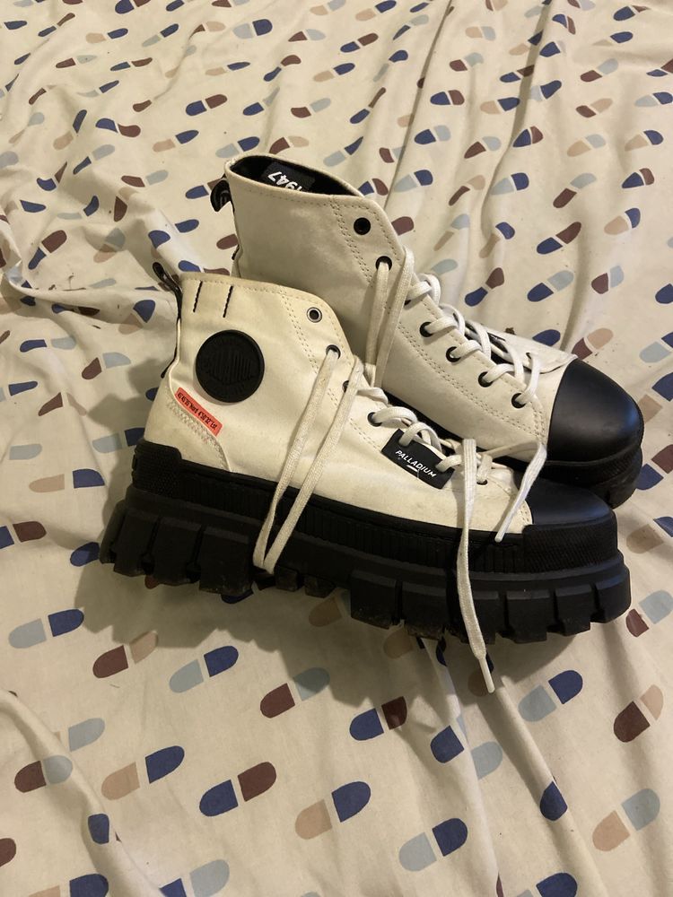Palladium botas